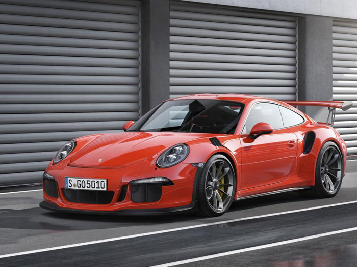 Porsche 911 GT3 получит механическую коробку передач